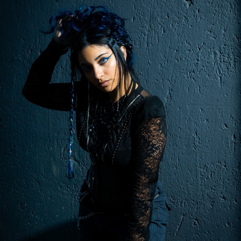 Meet your Posher, YaYa